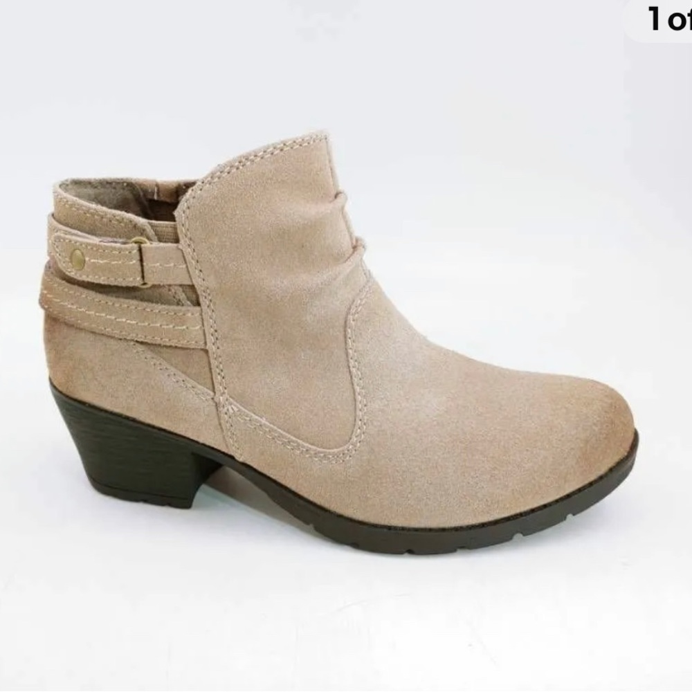 Earth Origins Oakland ankle boots beige 7W